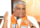 केंद्रीय मंत्री भूपेंद्र यादव के निजी सचिव हटाए गए, दो अन्य अधिकारियों पर भी गिरी गाज