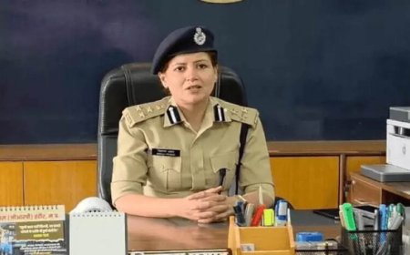 खरगोन की पहली महिला DIG बनीं सिमाला प्रसाद, पदभार संभालते ही अवैध हथियार और गांजा खेती पर सख्ती के संकेत