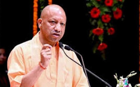 मुख्यमंत्री योगी ने किया आयुष विश्वविद्यालय में बालक और बालिका छात्रावास का उद्घाटन