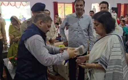 राजनांदगांव में शहादत दिवस पर तत्कालीन SP विनोद कुमार चौबे समेत 29 वीर जवानों को श्रद्धांजलि