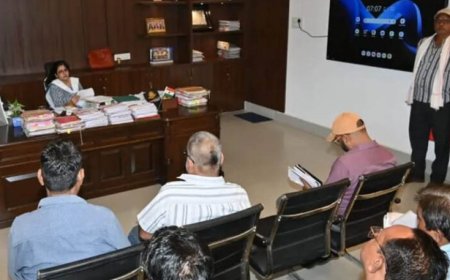 राजस्व वसूली में लापरवाही नहीं होगी बर्दाश्त, लक्ष्य पूर्ति के लिए वर्तमान प्रयासों में लाए गति, निगमायुक्त ने राजस्व वसूली की समीक्षा बैठक में दिए सख्त निर्देश