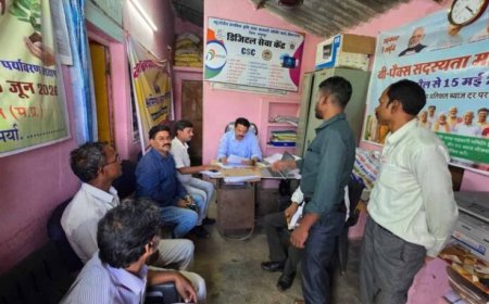 कलेक्टर के निर्देशन में एसडीएम ने वेंकटनगर सहकारी समिति का किया निरीक्षण