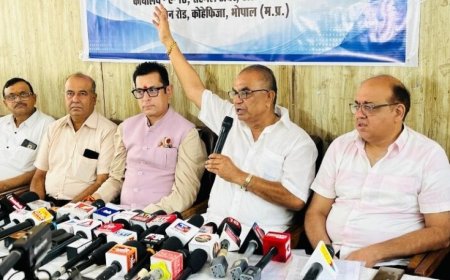 10 दिन में कारोबार बंद करने के नोटिस पर भड़के व्यापारी, कार्रवाई रोकने और मिक्स लैंड यूज लागू करने की मांग