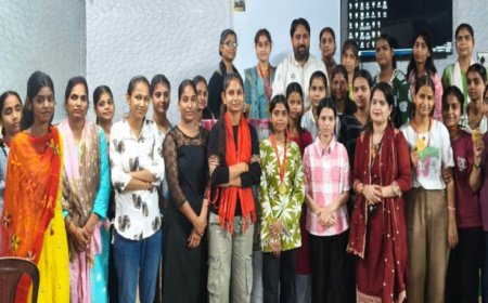 गुरु पूर्णिमा महोत्सव में गुरु पूजन और प्रतिभा सम्मान समारोह संपन्न, डॉ. उमाशंकर पचौरी ने बताया गुरु का महत्व