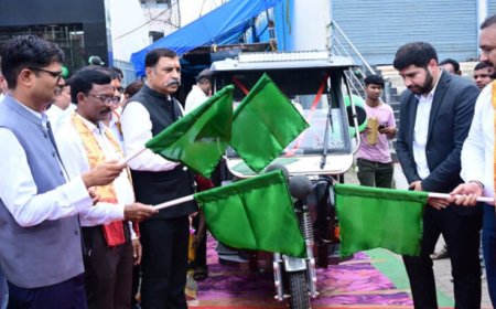 रायपुर : वित्त मंत्री ओपी चौधरी ने किया जीके इलेक्ट्रिक शोरूम का शुभारंभ