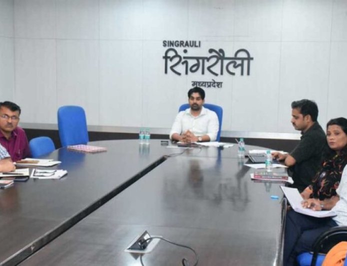 मुख्य सचिव ने अधिकारियों को दिए मुख्यमंत्री जन विश्वास अभियान के संबंध में निर्देश