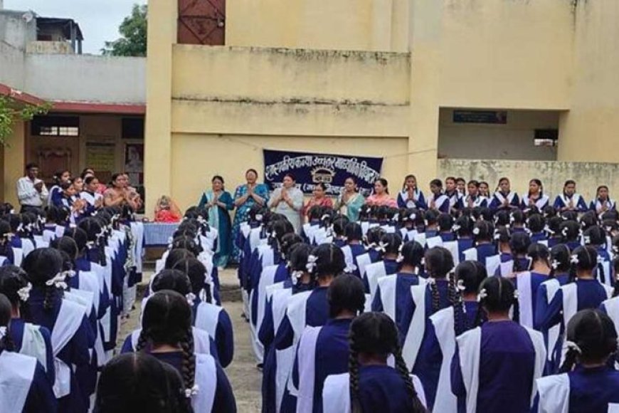 प्रदेश के 3,553 शासकीय स्कूलों के विद्यार्थियों ने 274 सांदीपनि विद्यालयों का किया शैक्षणिक भ्रमण