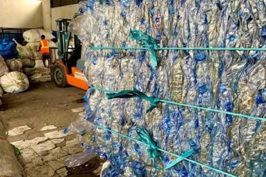 ईरान संकट से मिस्र के गार्बेज सिटी का प्लास्टिक कारोबार चमका