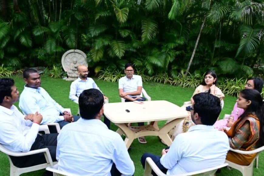 यूपीएससी 2025 के छत्तीसगढ़ टॉपरों ने वित्त मंत्री  ओपी चौधरी से की सौजन्य मुलाकात
