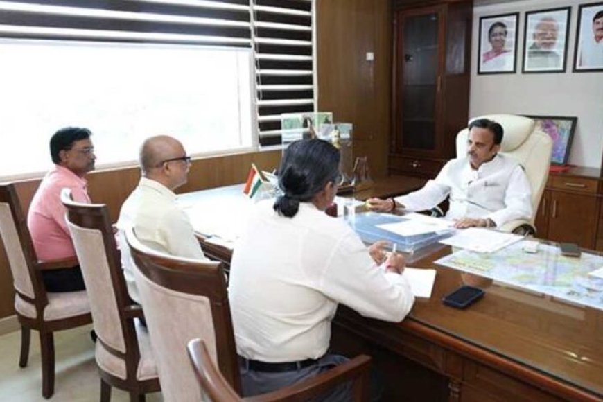 सुषेण योजना का विस्तार सभी सामुदायिक स्वास्थ्य केंद्रों तक करने के लिए आवश्यक व्यवस्थाएँ करें: उप मुख्यमंत्री  शुक्ल