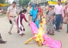 महिलाओं के सम्मान पर सियासत गरम: केंद्रीय मंत्री प्रह्लाद जोशी और सांसद कंगना रनौत के खिलाफ महिला कांग्रेस का उग्र प्रदर्शन, सार्वजनिक माफी की मांग