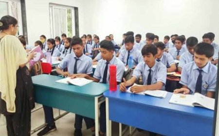 छत्तीसगढ़ के आत्मानंद स्कूलों में नए नियम, अनुशासन पर जोर; अनुपस्थित छात्रों पर होगी कार्रवाई