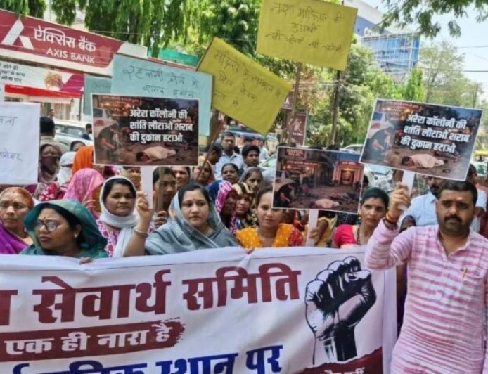 भोपाल में अवैध दुकानों पर कार्रवाई को लेकर रहवासियों ने निगम पर उठाए सवाल