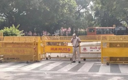 Delhi CJP Protest: जंतर-मंतर प्रदर्शन से पहले दिल्ली में हाई अलर्ट, अभिजीत दिपके को एयरपोर्ट पर पुलिस ने रोका; सीमाओं पर चेकिंग तेज